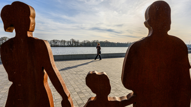 В Светлом внучка обокрала бабушку почти на миллион