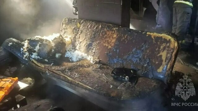 В Калининграде из горящего дома вынесли мужчину и газовый баллон