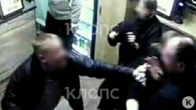 В Калининграде посетитель кафе фастфуда избил 15-летнюю девочку и её мать после вопроса о правилах готовки (видео) 