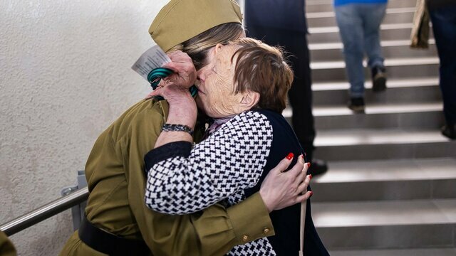 В Калининграде отметили 81-ю годовщину штурма Кёнигсберга масштабным концертом и полевой кухней (фото)