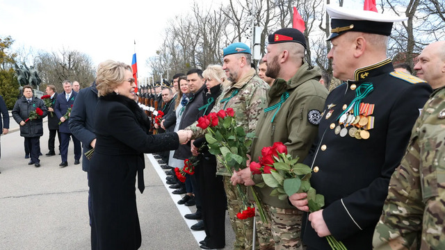 В Калининград прилетела Валентина Матвиенко. Что в программе рабочей поездки