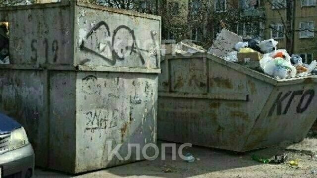 Легендарная мусорка на Минской осталась без внимания: 4 улицы в Калининграде с «дизайном» из переполненных баков  