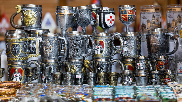 Мединский — о калининградской геральдике: Тевтонские кресты лучше смотрятся на сожжённых танках, а не на русских гербах 