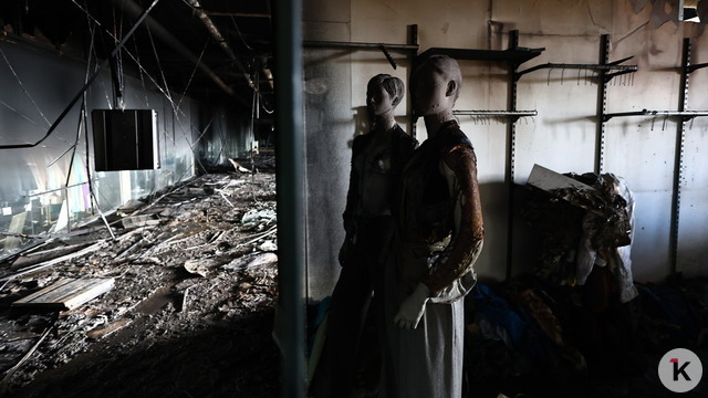 Арендаторы сгоревшего ТЦ «Гиант» объяснили, почему у них не было страховки  