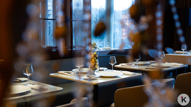 «Поход в ресторан для калининградцев теперь как праздник»: эксперт — о падении потока гостей на 30%   