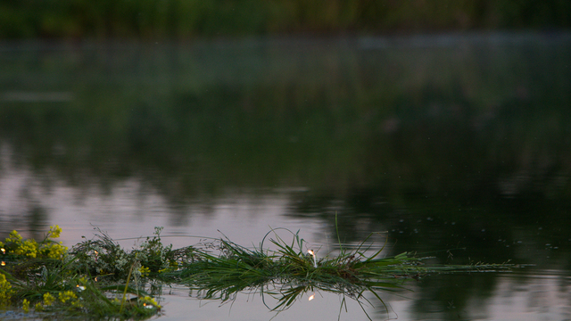 Не дари людям ерунду и красуйся только в своих вещах: приметы на 22 апреля