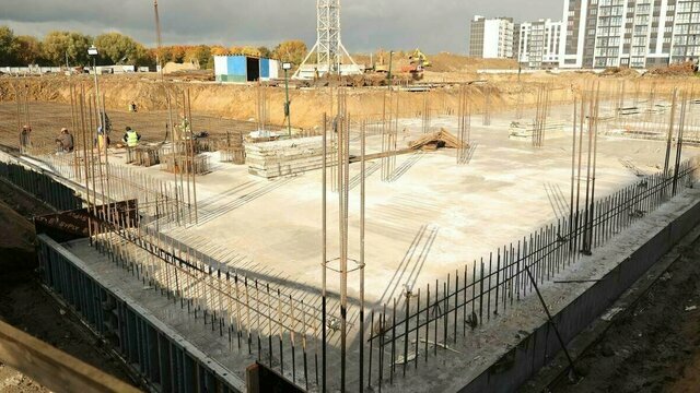 Калининградские власти назвали новые сроки открытия школы на улице Мариенко