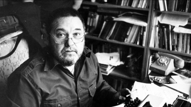 Неизвестный Юлиан Семёнов: поиски Янтарной комнаты и перезахоронение праха Шаляпина