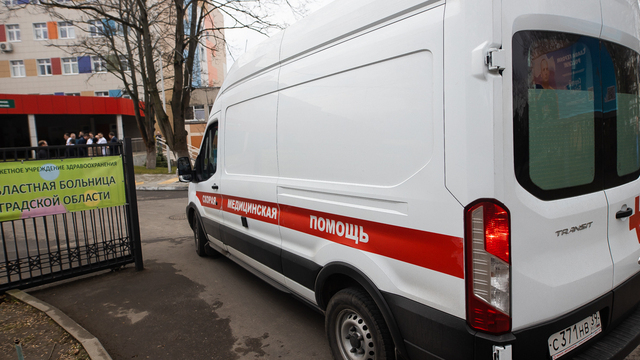 Скончалась 14-летняя школьница, выпавшая из окна гимназии в Калининграде  