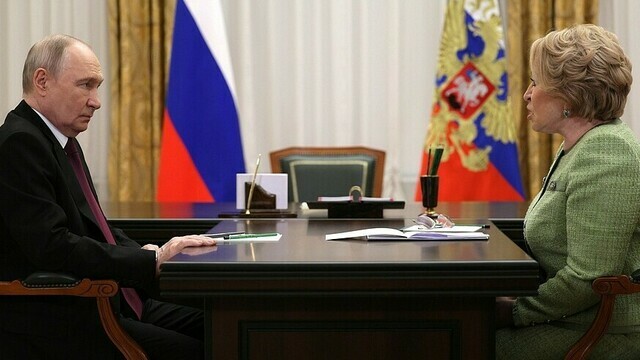 «Настроение приподнятое, ввели мост»: Матвиенко передала Путину привет из Калининграда  