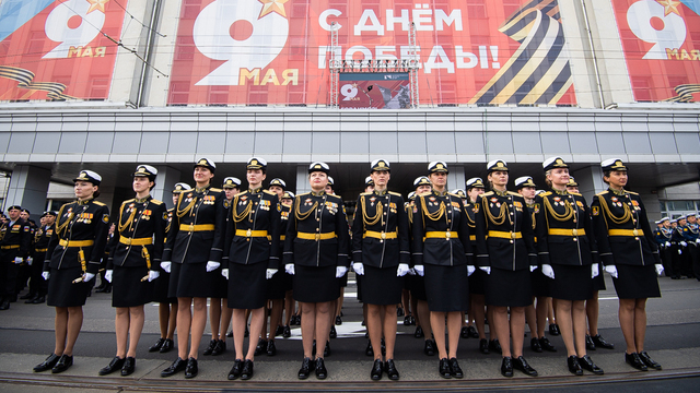 Парад Победы в Калининграде: техника военных лет и тысяча участников (фото)