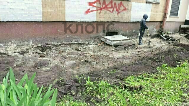 Отмостку дома на Галицкого демонтировали по проекту: в мэрии ответили на жалобы калининградцев  