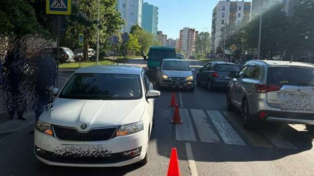 В Калининграде на Автомобильной на пешеходном переходе сбили пожилую женщину  