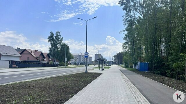 В Калининграде появилась почти идеальная улица с велодорожкой, тротуарами и чистым небом (фото)