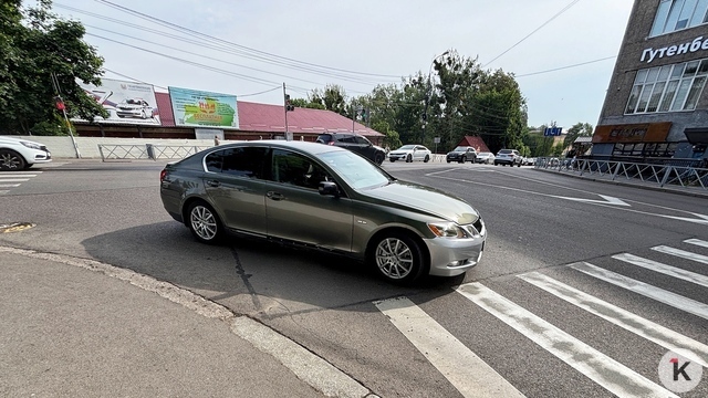 В центре Калининграда, где грузовик сбил женщину, настроили светофор: для пешеходов появились новые сложности 