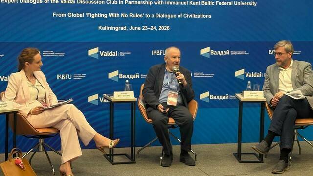 «Приходится фильтровать»: на форуме «Валдай» в Калининграде обсудили роль современной журналистики (фото)