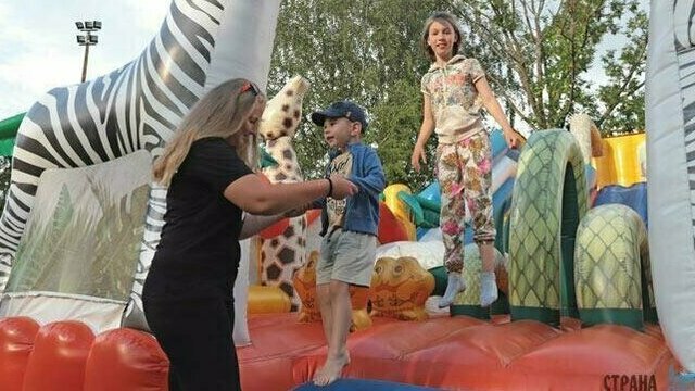 После внеплановой проверки за незаконные батуты владельцев оштрафовали