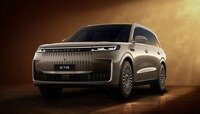 ESTEO представляет шестиместный гибридный внедорожник EXLANTIX ET8
