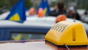 В России планируется расширить перечень автомобилей для использования в такси — Минпромторг  