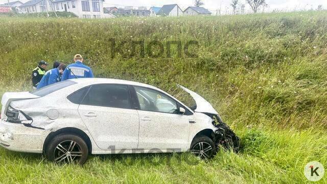 Под Калининградом шестилетняя девочка вылетела из съехавшей в кювет машины: ребёнок в реанимации   