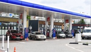 Очереди на заправках могут стать уважительной причиной опоздания на работу — Федерация независимых профсоюзов 