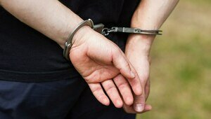 В Калининграде арестовали полицейских, подозреваемых в крышевании нелегальных бизнесменов на острове Канта