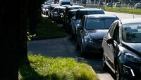 В Челябинске водитель захотел заправиться без очереди и выстрелил из травмата в тех, кто его не пускал  