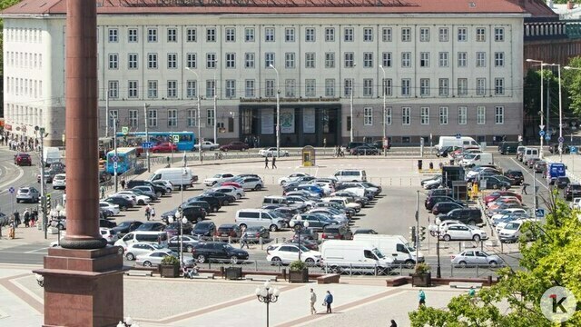 Больше зелени и проход на Северный вокзал: власти Калининграда рассматривают варианты реорганизации площади Победы  
