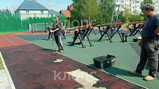 «Полыхнёт так, что мало не покажется»: на Северной горе вандалы пытались сжечь спортивную площадку  