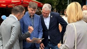 Калининградцев поздравили с 79-летием Балтрайона 