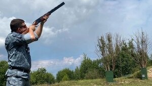 В Калининграде сотрудники ведомственной охраны Минтранса учились сбивать беспилотники из ружей  