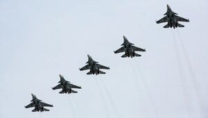 Бомбы, ракеты и сложный пилотаж: истребители Балтийского флота провели учения под Калининградом  