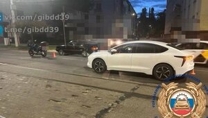 На проспекте Мира легковушка столкнулась с ехавшим рядом мотоциклом, пострадал 43-летний байкер