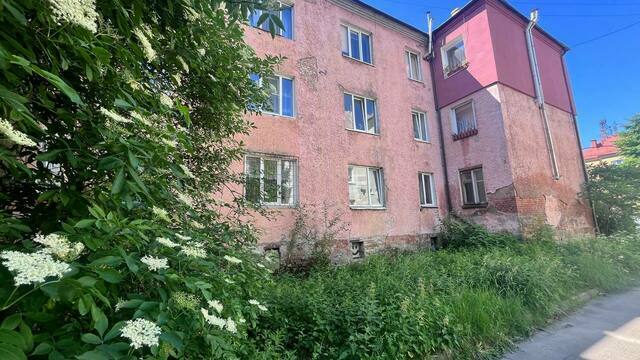 В Калининграде остаётся 69 аварийных домов: в этом году расселят 360 человек