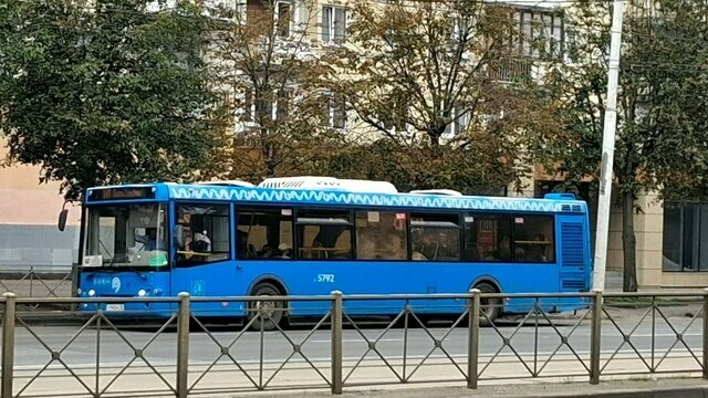 В Калининграде на линию вышел ЛиАЗ c логотипом «Мосгортранса» (фото)