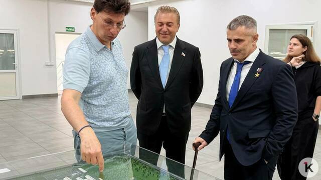 Восток области меняется: сенатор Александр Ярошук и советник губернатора Андрей Козлов посетили Полесский район (фото)