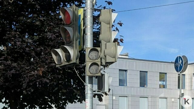 Пешеходы идут вслепую, водители стоят в длиннющей пробке: 5 дорожных проблем Калининграда