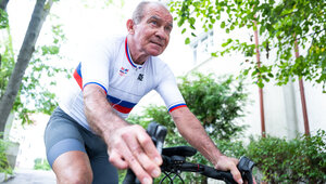 «Глаза на лоб — но догнать»: 69-летний калининградец Сергей Фадеев стал чемпионом России по велоспорту (фото)