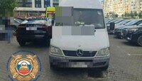 На Елизаветинской двигавшаяся задним ходом машина сбила человека