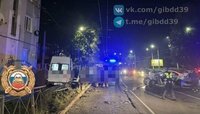 Таксист неудачно пошёл на разворот и столкнулся со скорой: полиция раскрыла детали ДТП на Киевской