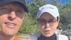 На этот раз — всей семьёй: Павел Воля в третий раз за месяц прилетел в Калининградскую область (видео)