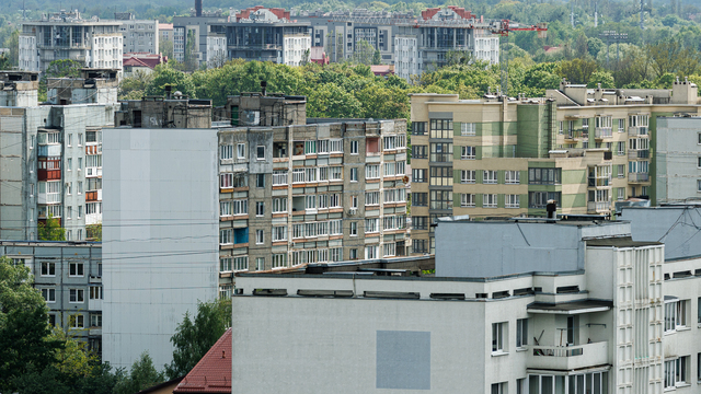 В Калининграде нашли ещё 47 бесхозных квартир, в которых живут люди