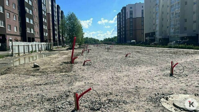 Пешеходную часть Борисовского бульвара закончат в этом году, дорогу будут строить позже
