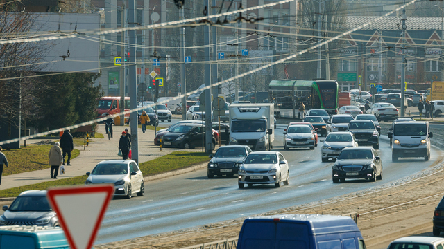 В Калининградской области отсрочили новые требования к такси: что будет с ценами на поездки