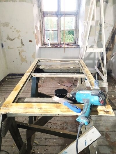 Орден иглы и лекала: в замке Инстербург к началу мая починят дорожки, поставят скамейки и запустят швейную мастерскую - Новости Калининграда | Фото: Алексей Оглезнев