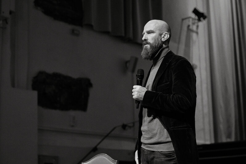 Музыковед Ярослав Тимофеев вступит в интеллектуальную дуэль (12+) с философом Вадимом Чалым | Фото: пресс-служба организатора мероприятия