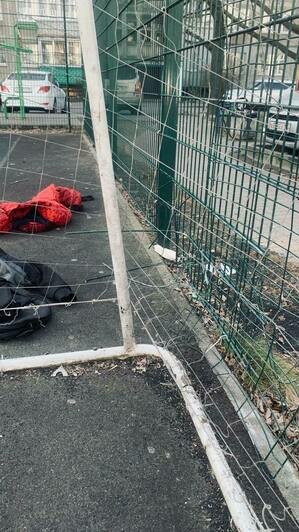 Детская площадка расположена на ул. Мариупольской, 3-9 | Фото: Татьяна Завьялова