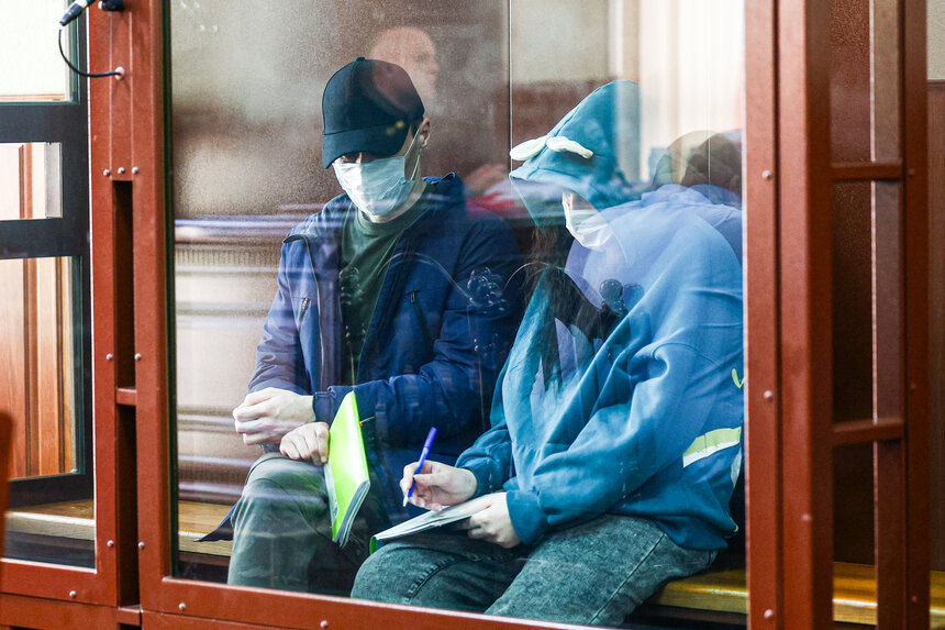 Отчим ребёнка и его жена после конфликта перестали общаться с матерью подсудимой, бабушкой погибшего мальчика     | Фото: Григорий Ганин