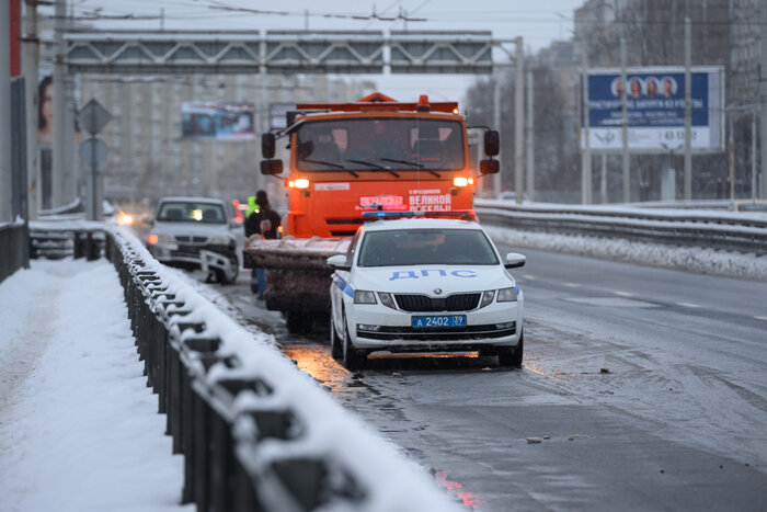 Дополнительное загрязнение создают нефтепродукты, железо, сульфаты, аммоний, нитриты и фосфаты, которые поступают с транспорта | Фото: архив «СК»