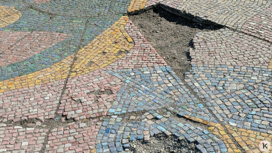 В Калининграде заново рассчитают, сколько нужно денег на ремонт мозаики на Нижнем озере (фото)   - Новости Калининграда | Фото: «Клопс»